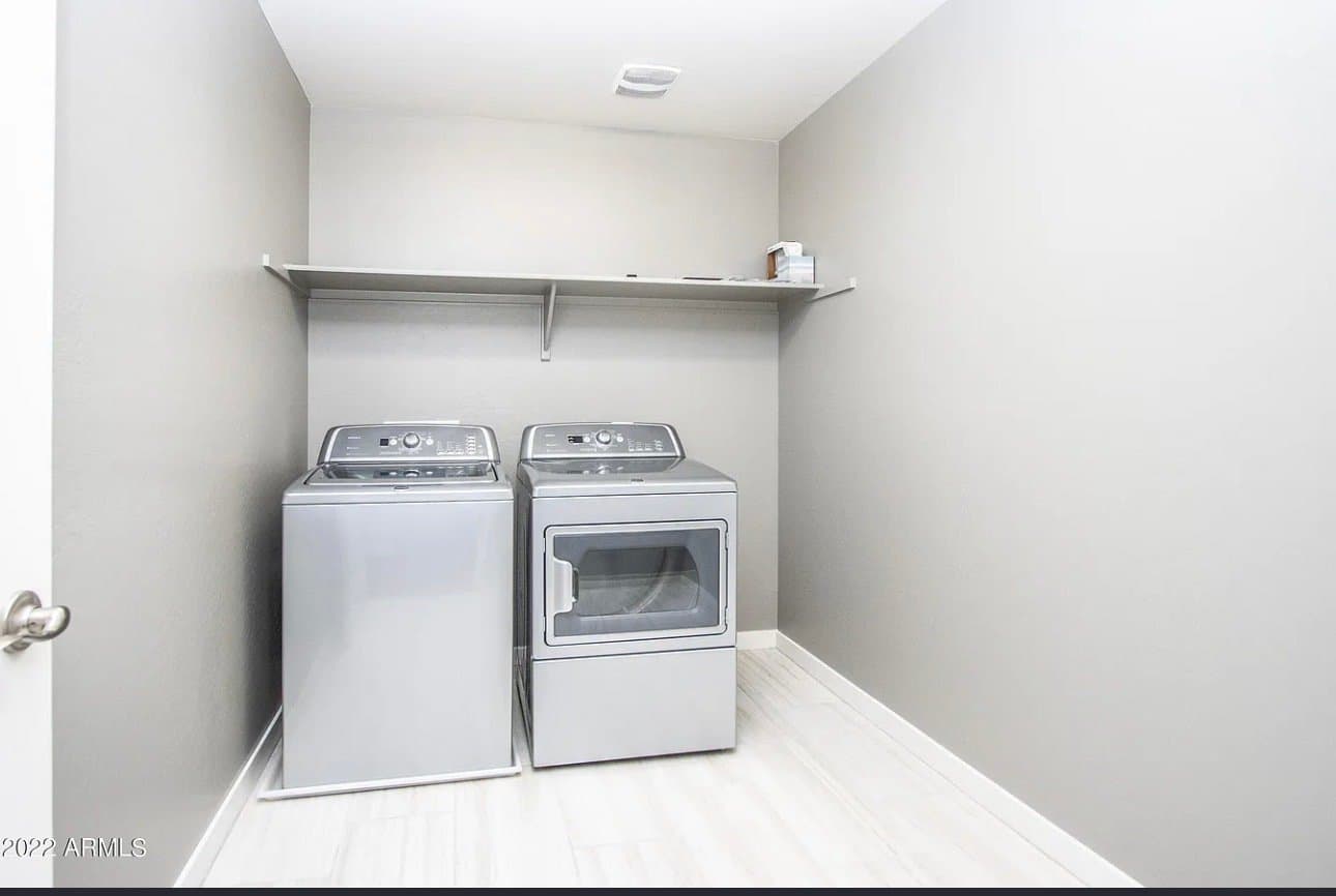 Queen Creek House: 22948 E Domingo Rd