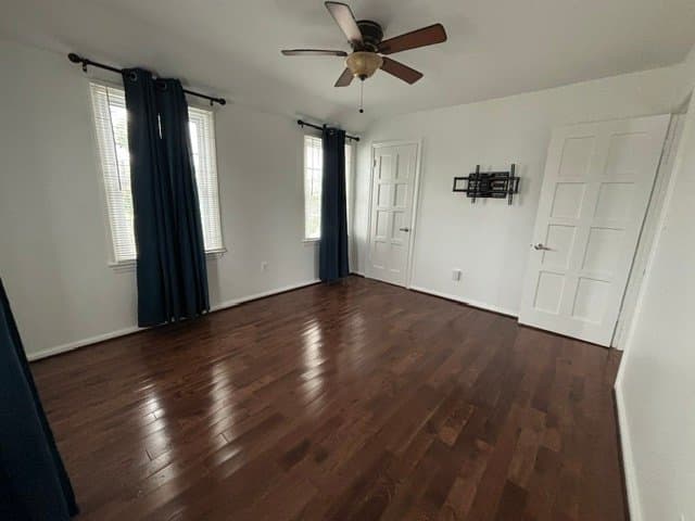 Alexandria Townhome: 5812 N Kings Hwy