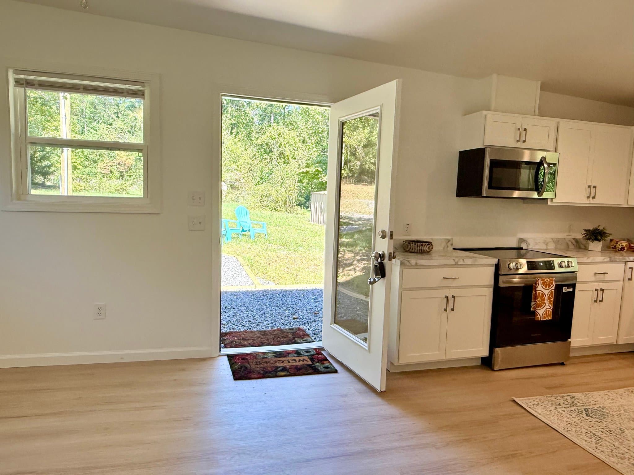 Asheville House: 688 Upper Grassy Branch Ext.