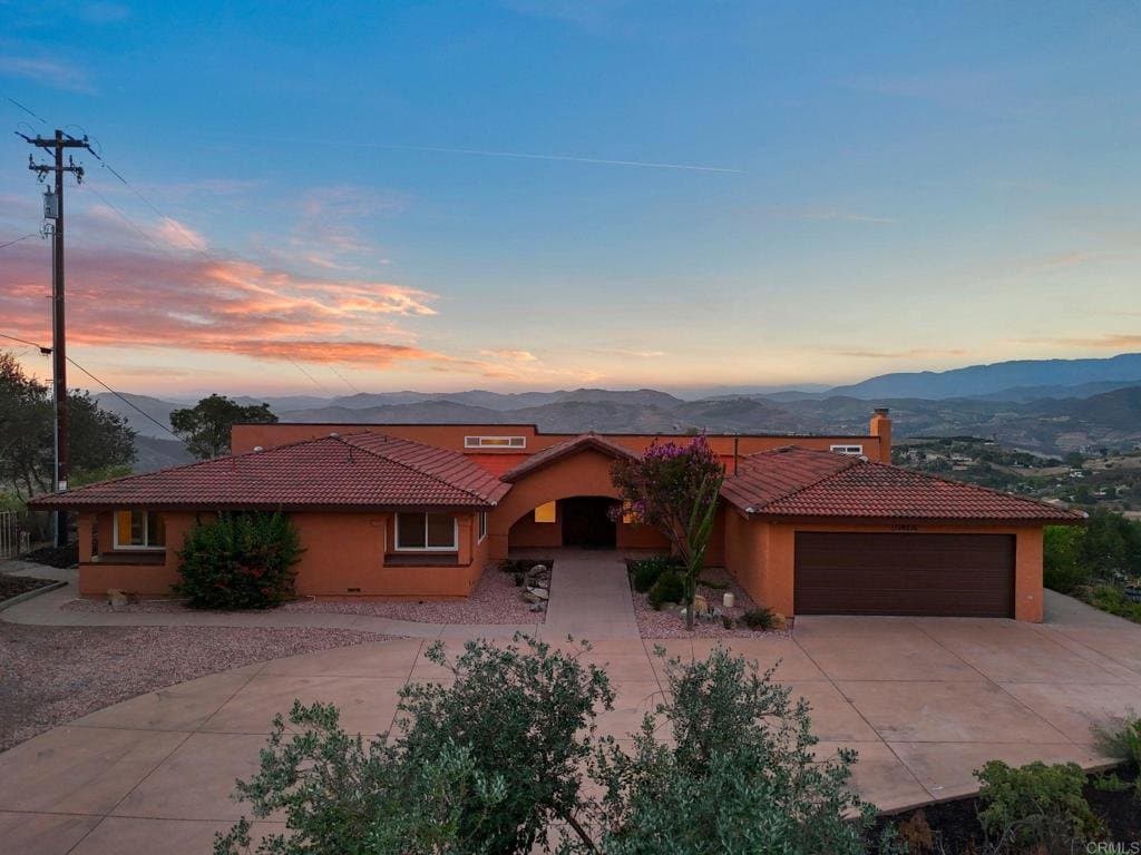 Valley Center House: 30603 Roadrunner Rdg