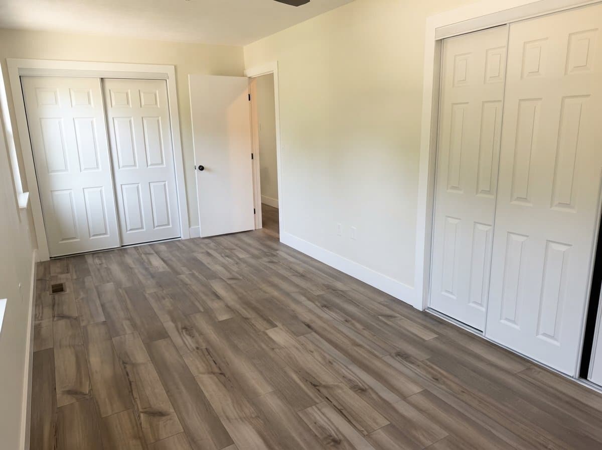 Radcliff House: 346 Valley View Dr