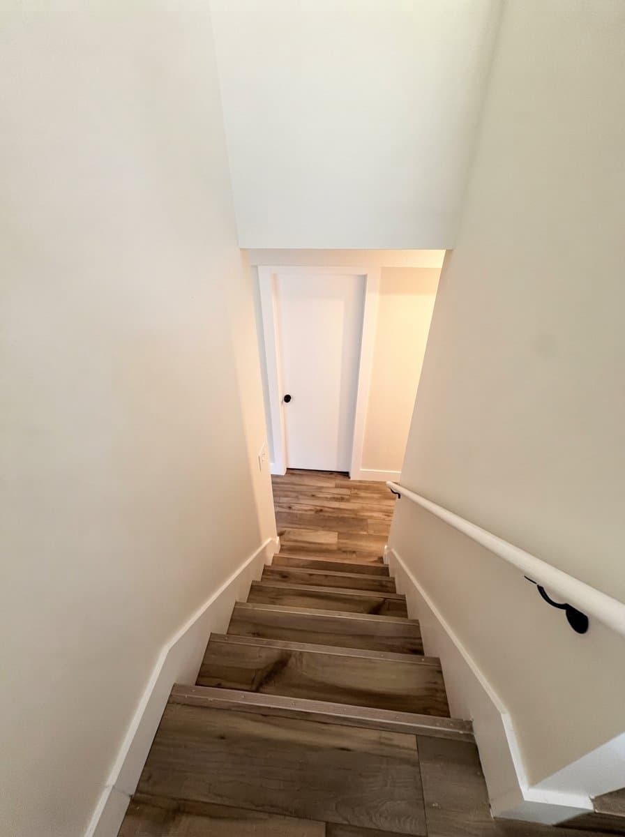 Radcliff House: 346 Valley View Dr