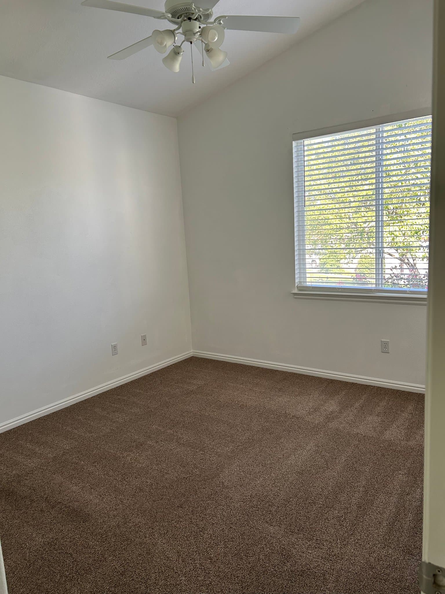 Herriman Townhome: 12381 S Stockade Ln
