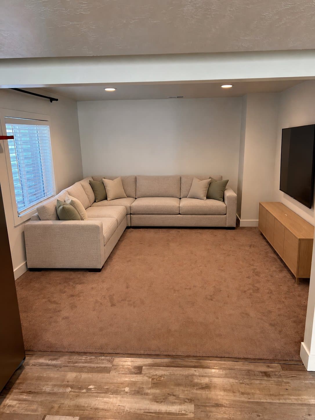Vineyard House: 332 E 210 N