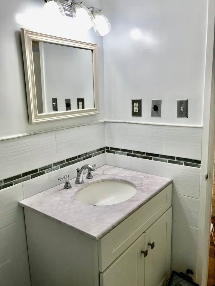 Washington Apartment: 2939 Van Ness St NW
