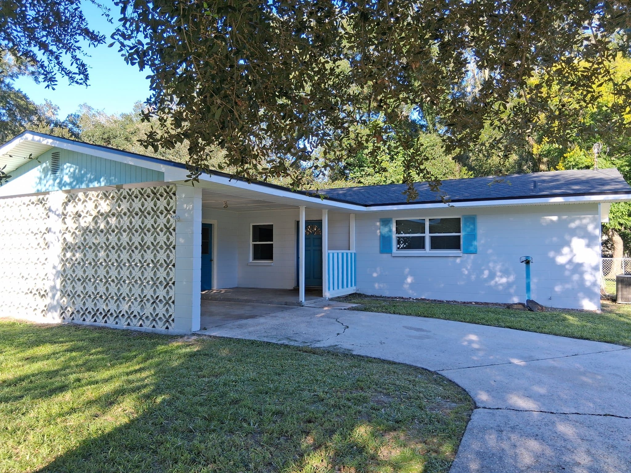 Dover House: 4827 Edmund Ct