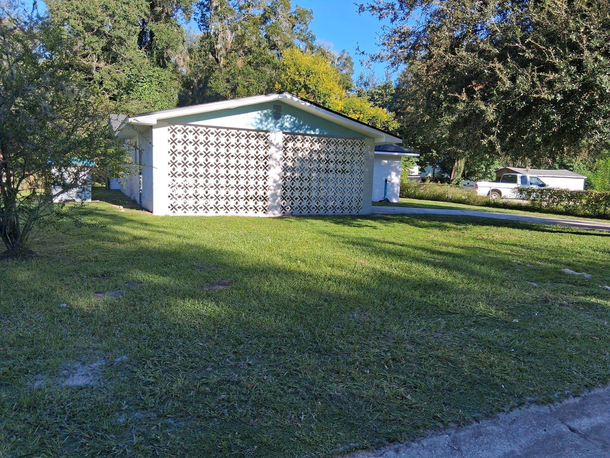Dover House: 4827 Edmund Ct