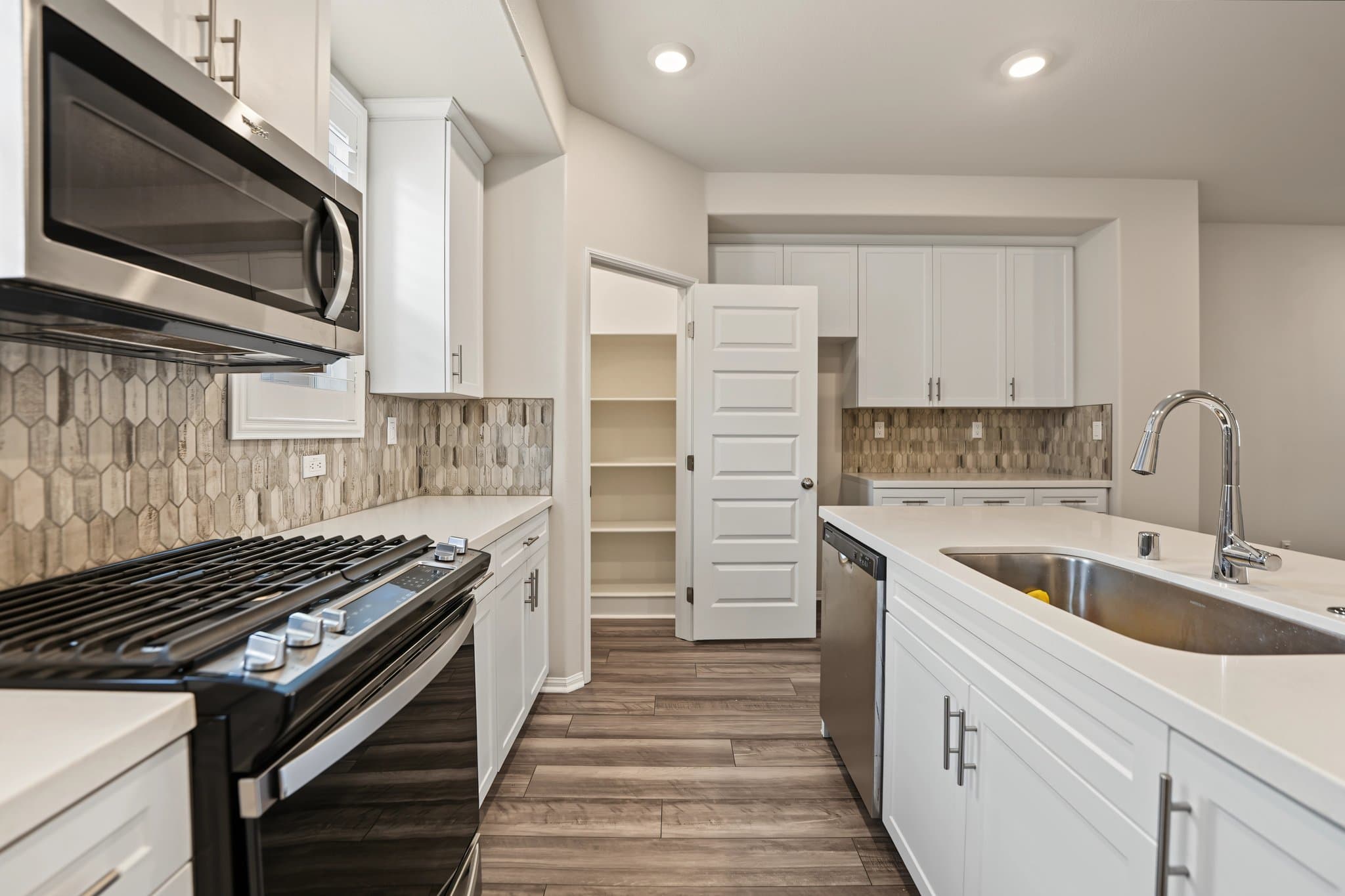 Temecula Townhome: 40815 Melrose Dr