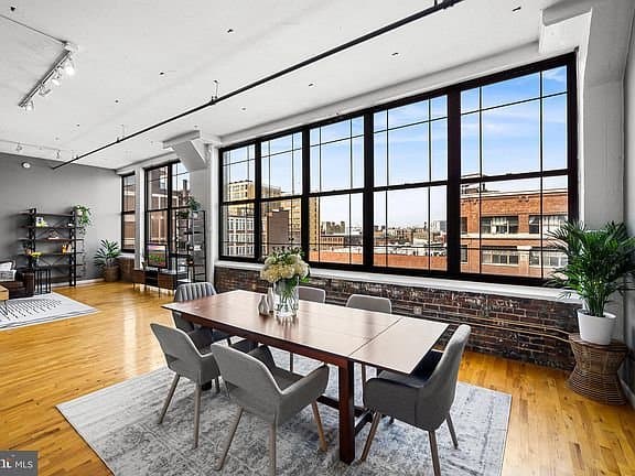 Philadelphia Apartment: 314 N 12th St
