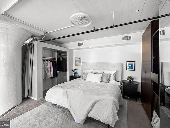 Philadelphia Apartment: 314 N 12th St