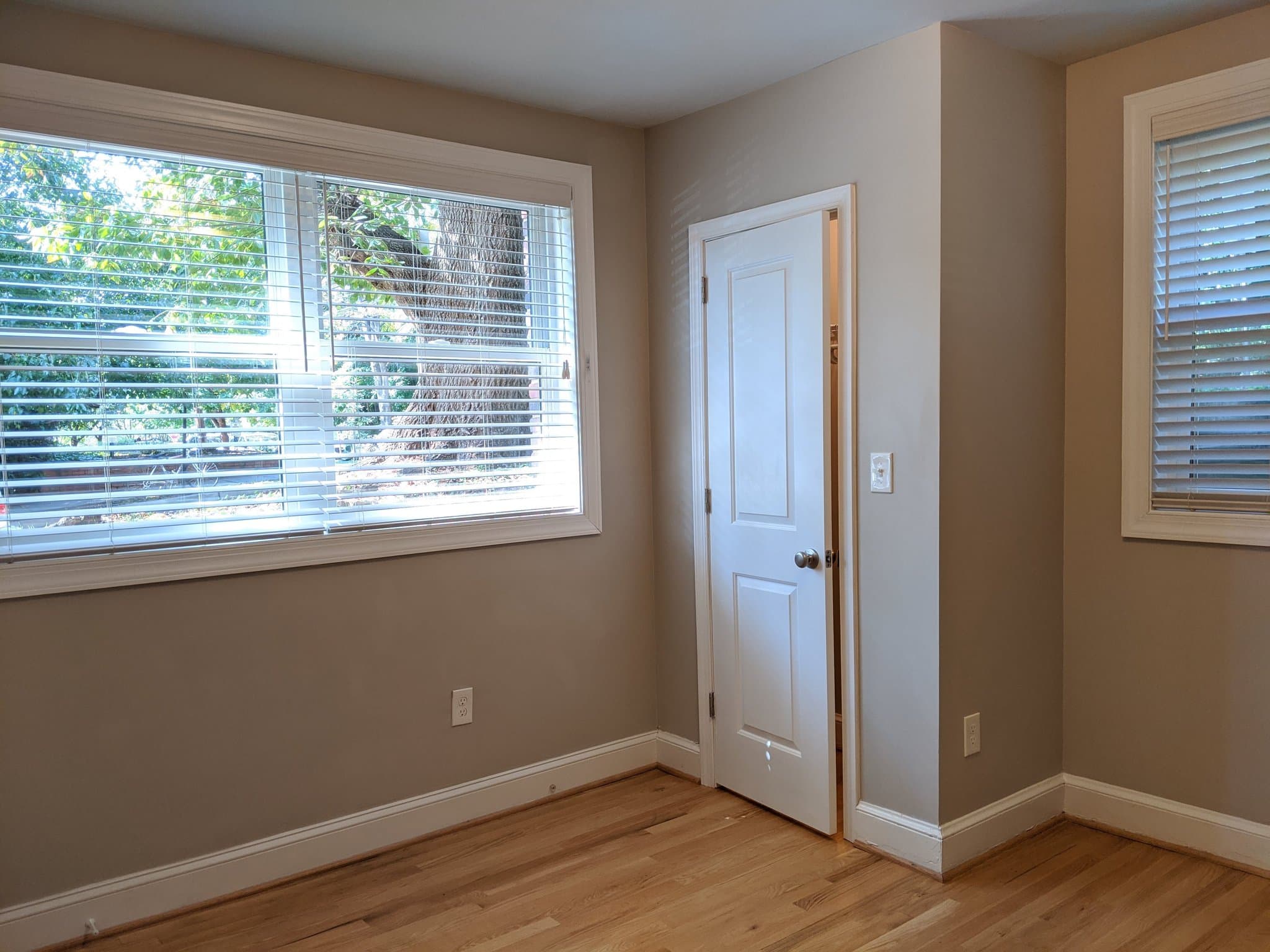 Washington Apartment: 4016 Calvert St NW