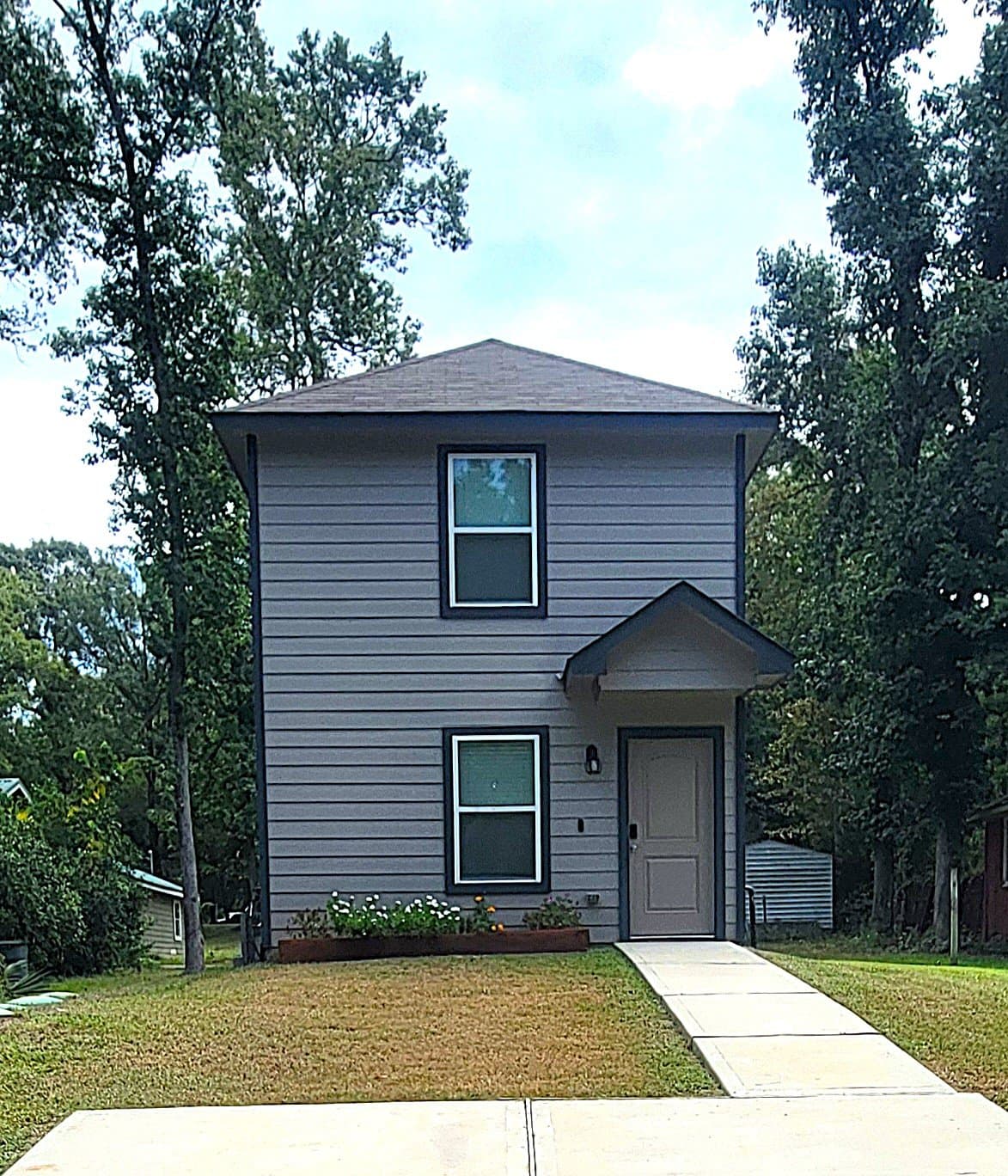 Willis House: 15134 Austin Road