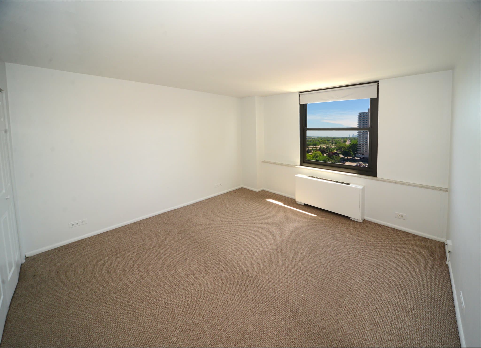 CHICAGO Condo: 5701 N. Sheridan Road