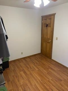 Warrens Multiplex: 466 B Overlook Ct