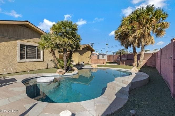 Mesa Single Room: 1859 N Morris
