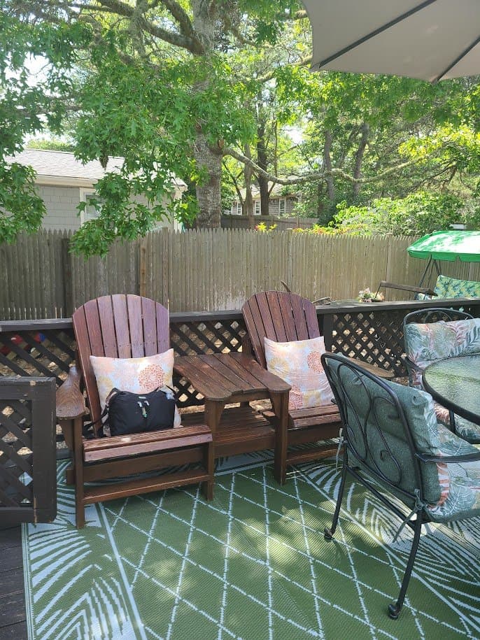 Dennisport House: 49 Cornell Dr
