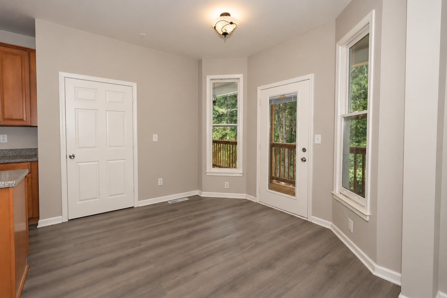 Ball Ground House: 580 Northridge Road