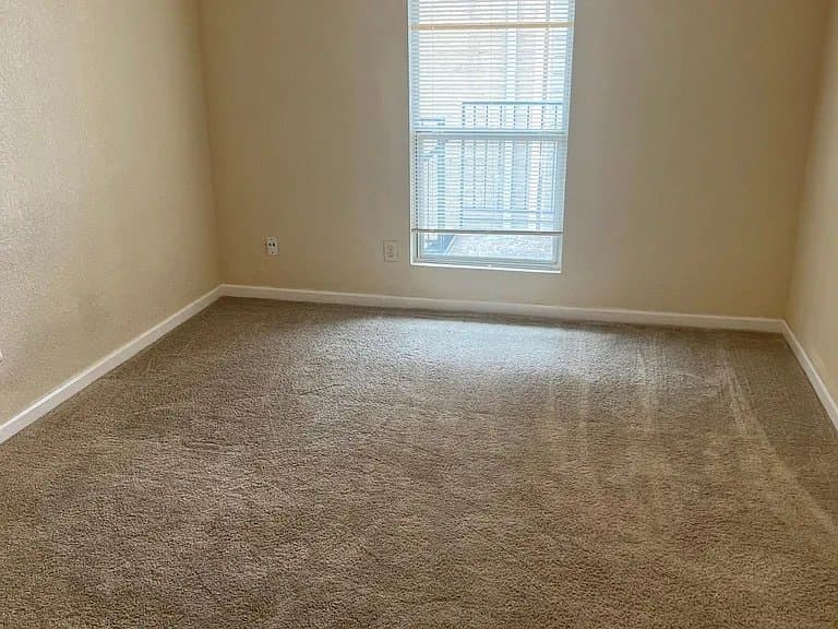 Houston Condo: 8100 Creekbend Dr