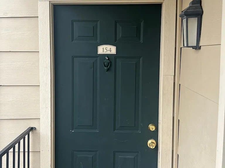 Houston Condo: 8100 Creekbend Dr