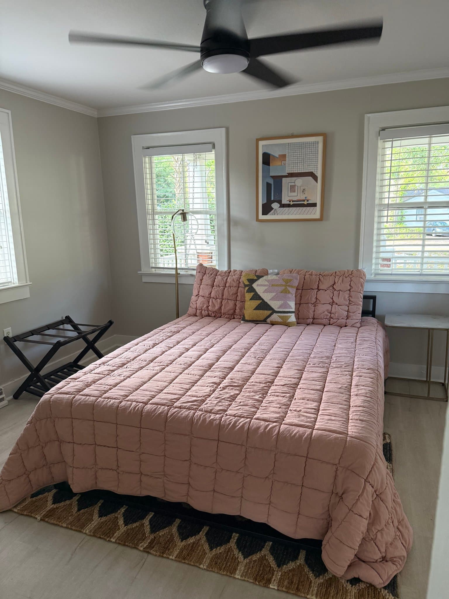 Charleston House: 3706 Priscilla St