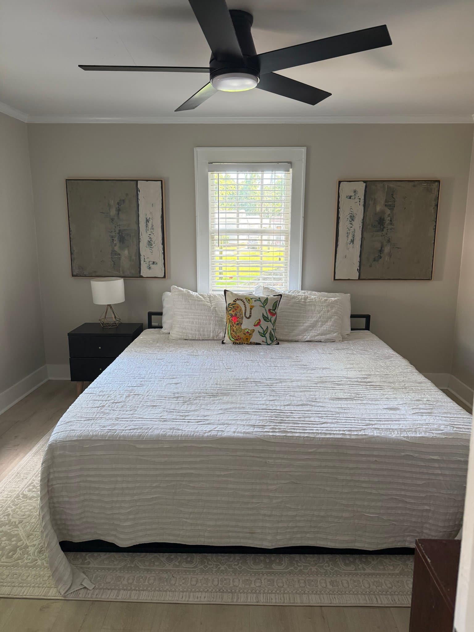 Charleston House: 3706 Priscilla St