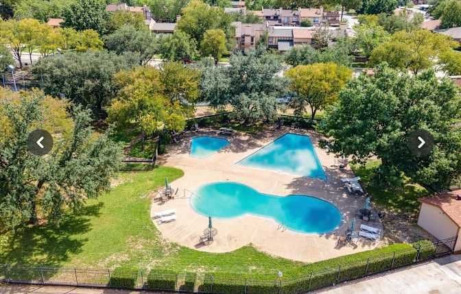 Arlington Single Room: 2101 Warnford Place
