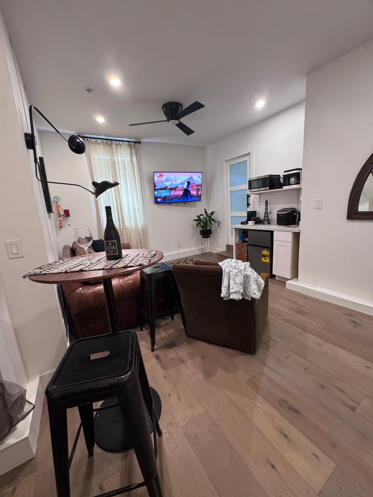 American Canyon Single Room: 66 REDHEAD ST