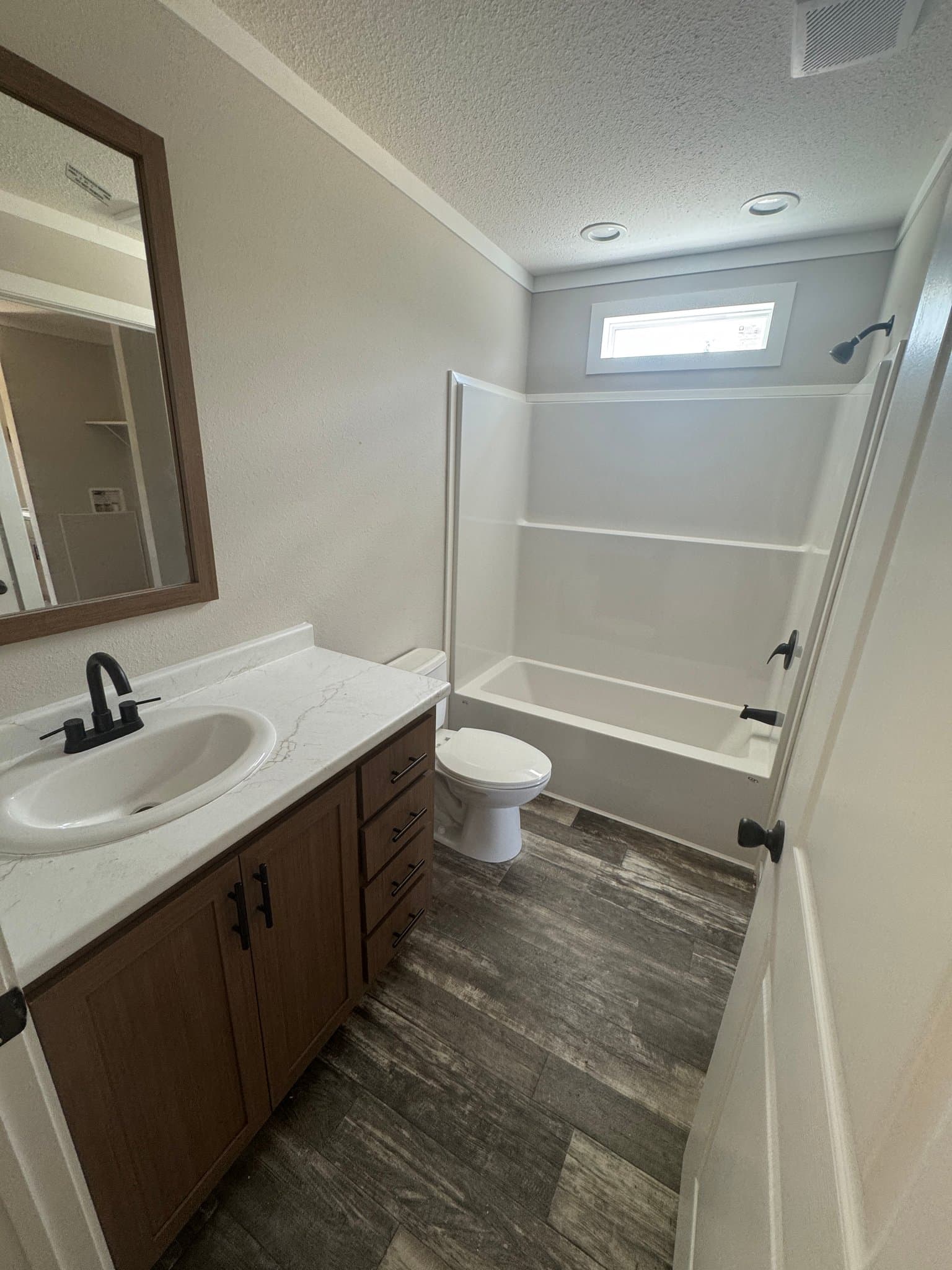Collinston House: 100 Patriot Lane