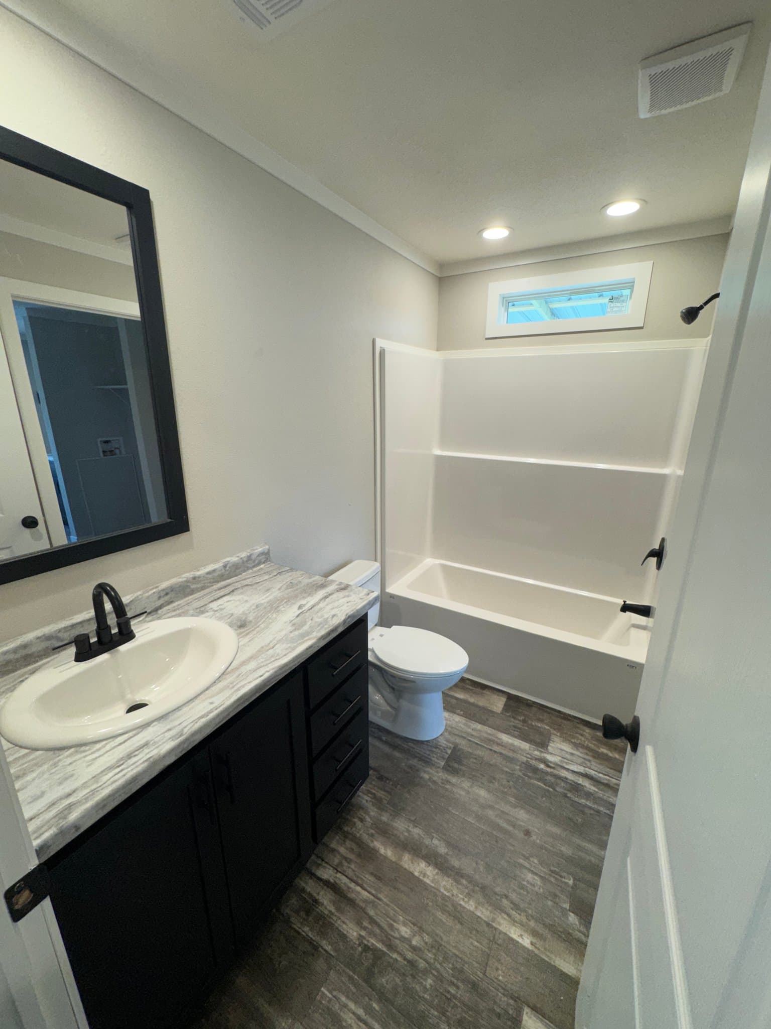 Collinston House: 120 Patriot Lane