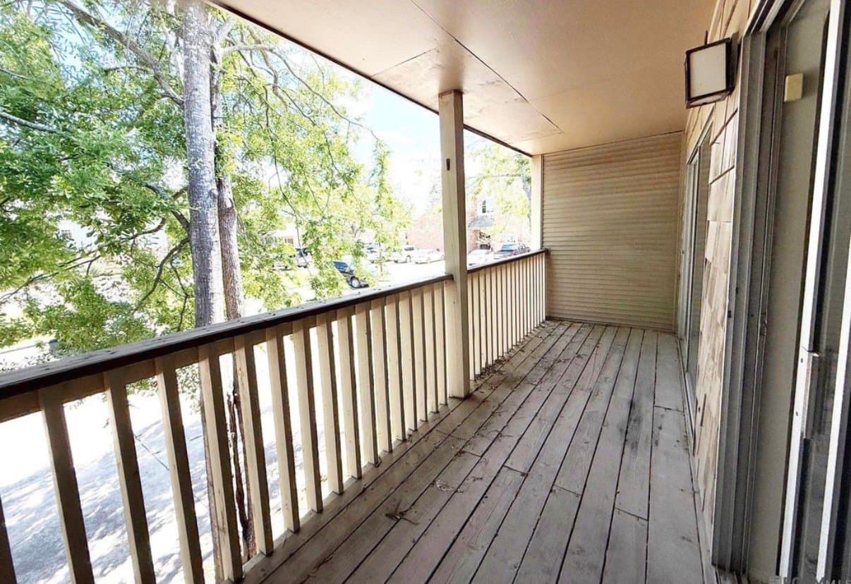 Baton Rouge Condo: 8155 Jefferson Hwy