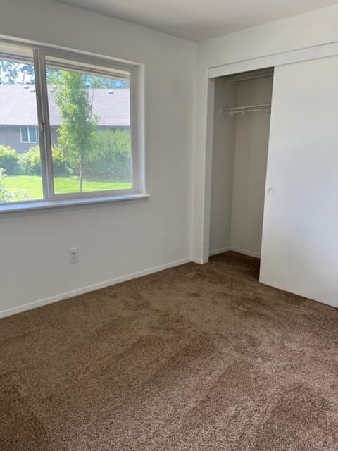 Bend Multiplex: 155 NE Craven Rd Unit N-10
