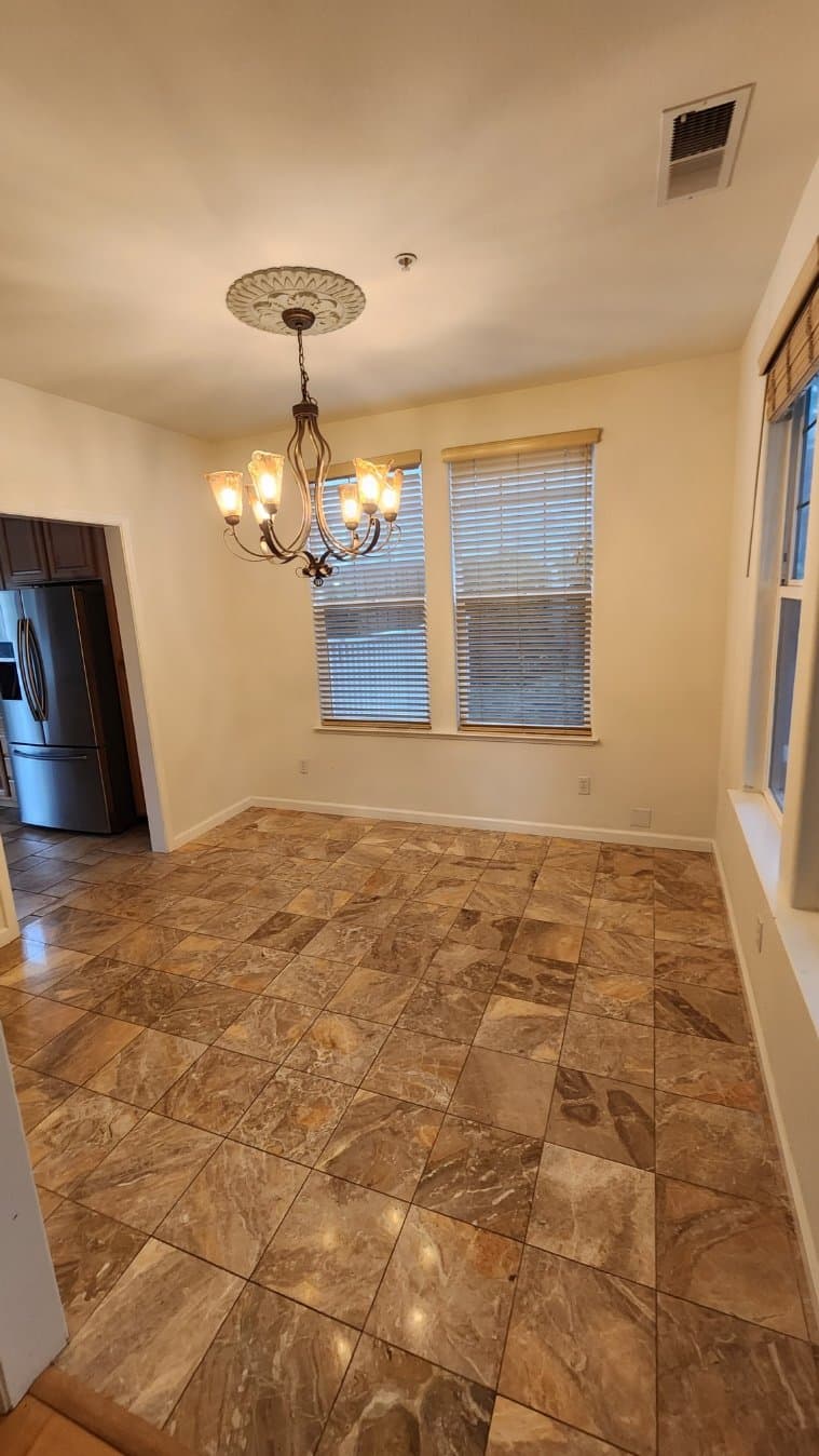 Healdsburg House: 365 Parkland Farms Blvd