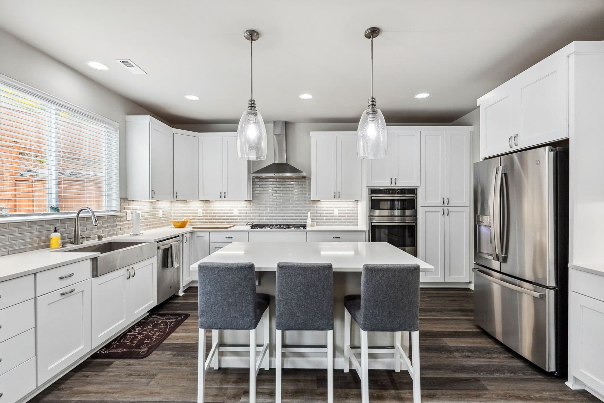 Gig Harbor House: 9844 Prospect Pl