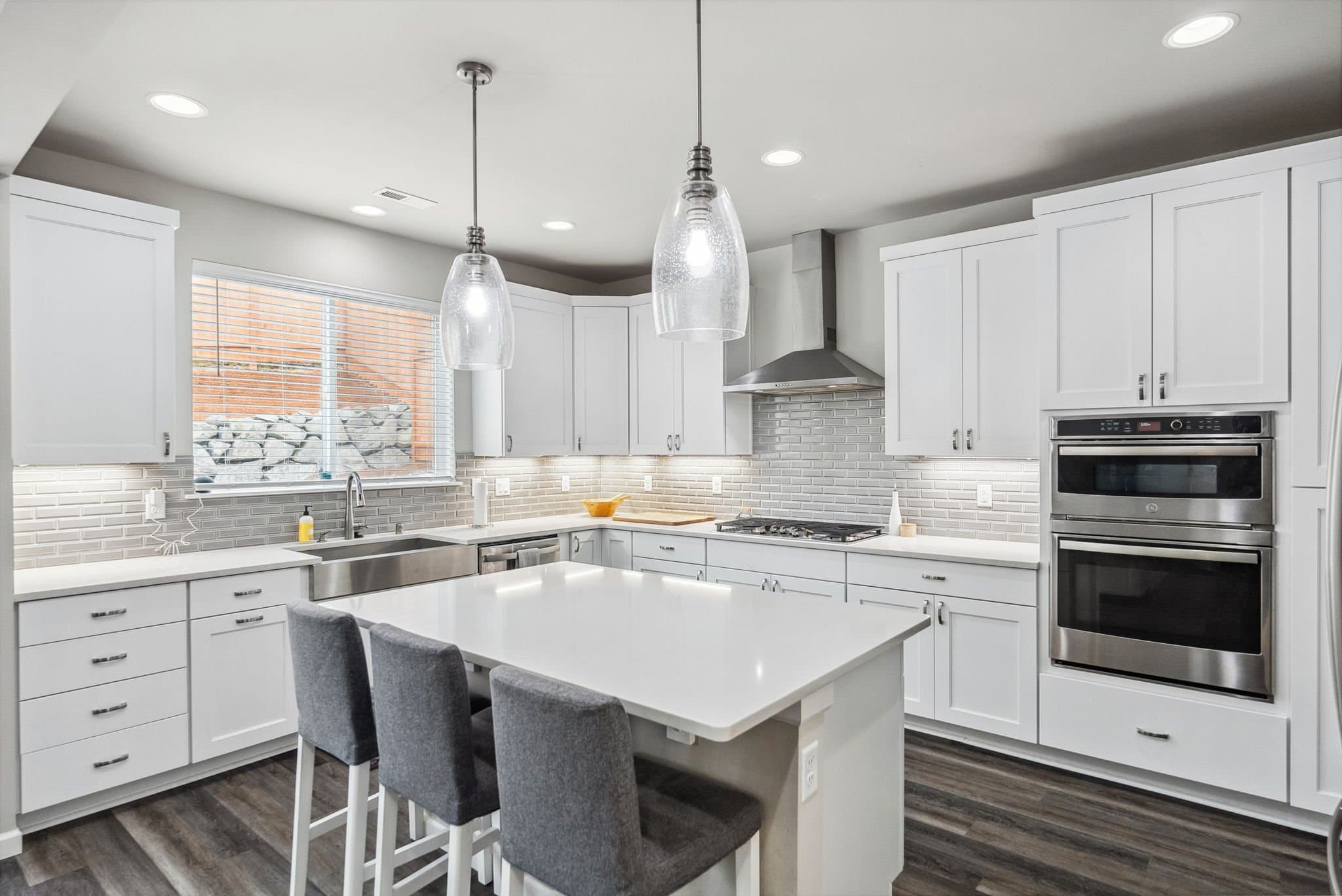Gig Harbor House: 9844 Prospect Pl