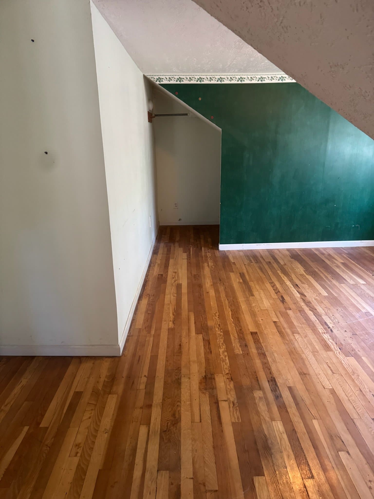 Prudenville House: 3350 S Gladwin Rd