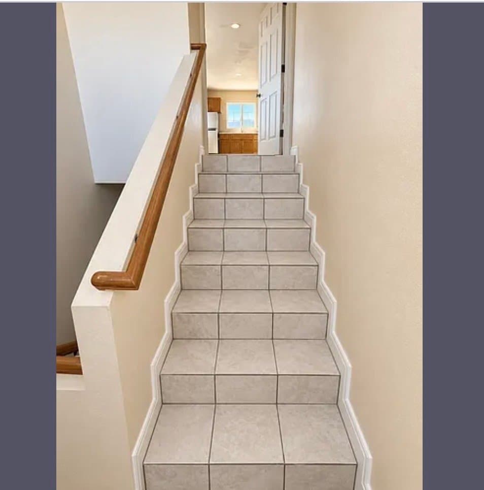 Whittier House: 7823 Clive Ave