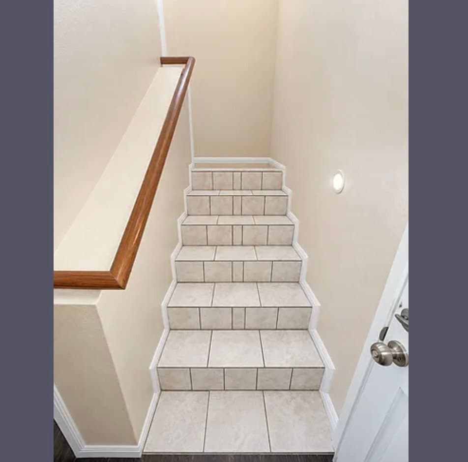 Whittier House: 7823 Clive Ave