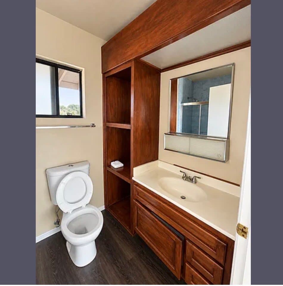 Whittier House: 7823 Clive Ave