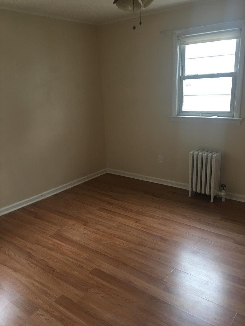 Madison Single Room: 44North street