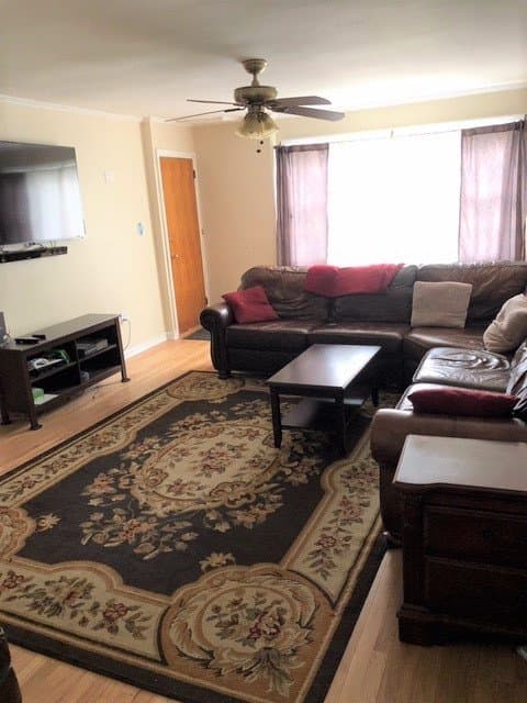 Madison Single Room: 44North street