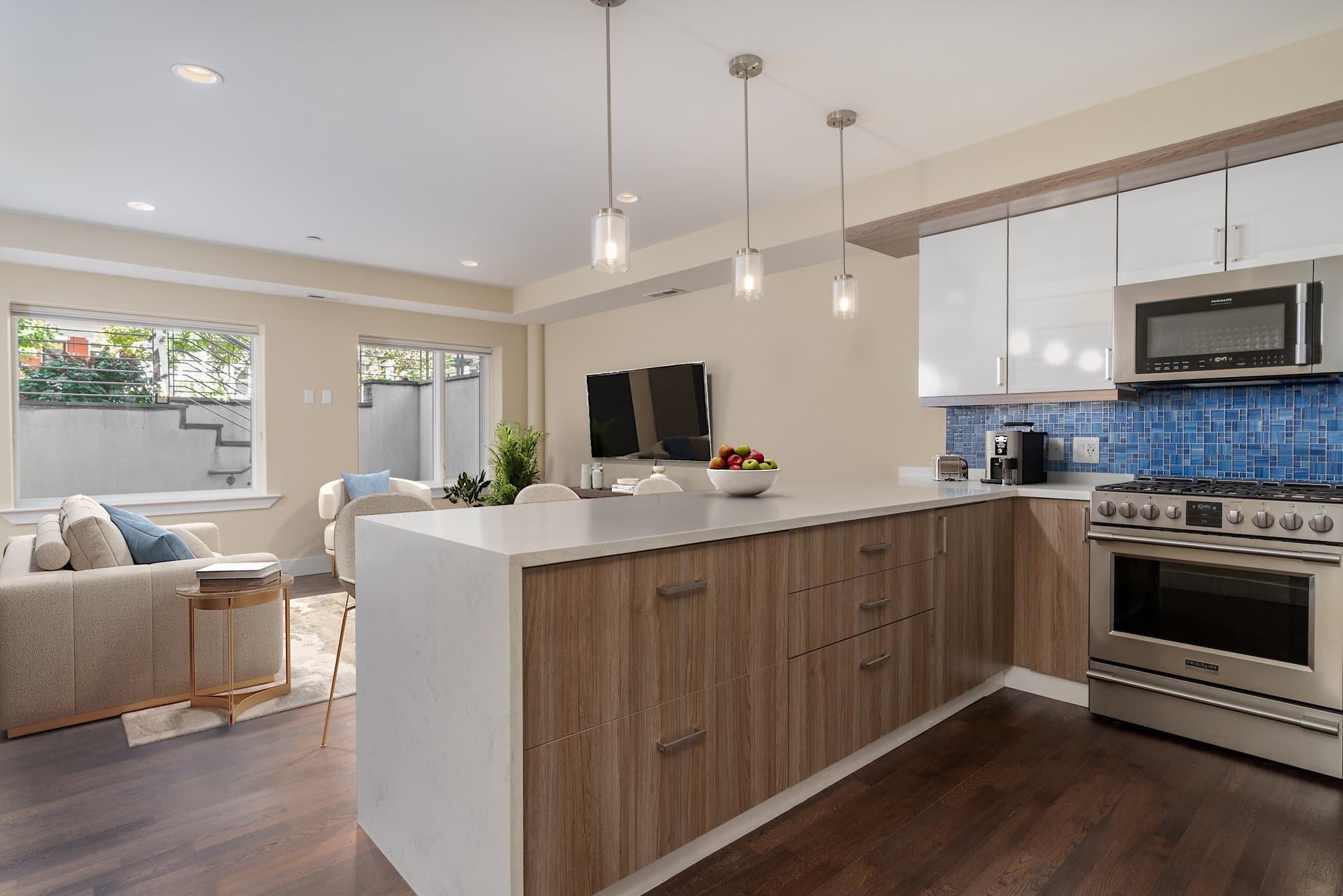 Washington Condo: 915 12th Street NE
