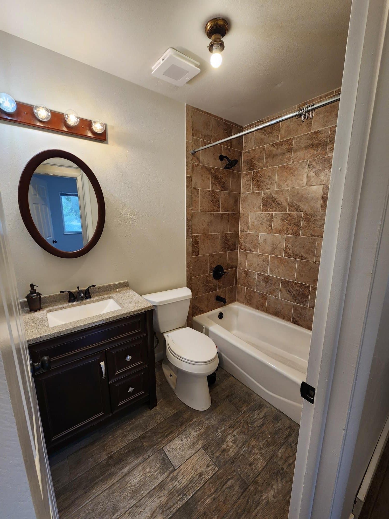 Grand Junction House: 2389 Ridge Circle Dr