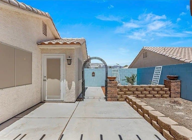 North Las Vegas House: 5422 Iberville St
