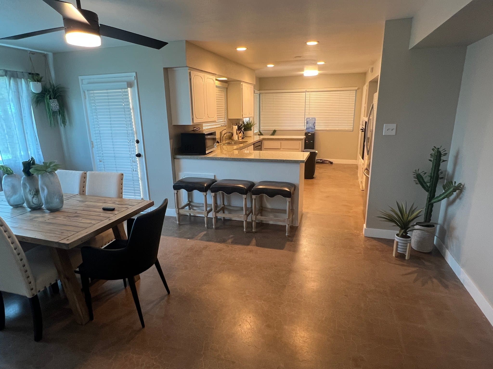Scottsdale House: 8109 e Lewis Ave