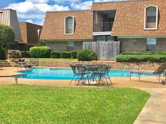 Jackson Condo: 5155 Wayneland Drive