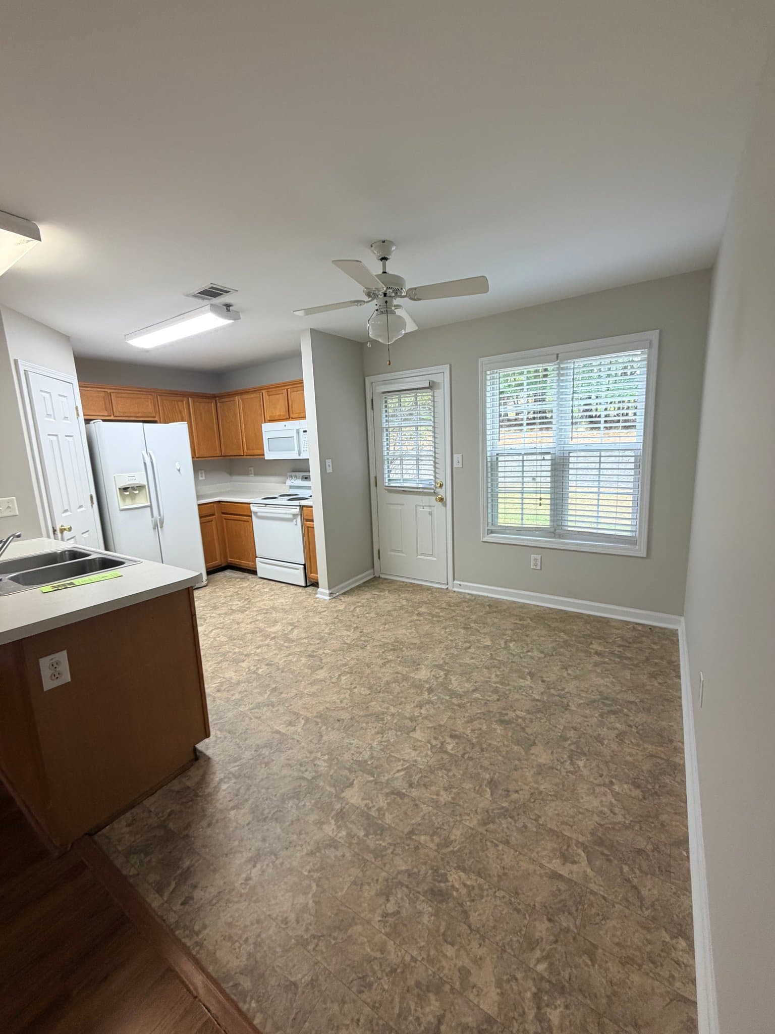 Athens Condo: 637 Huntington Rd