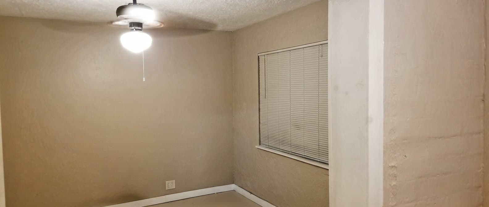 Melbourne House: 510 E Strawbridge Ave