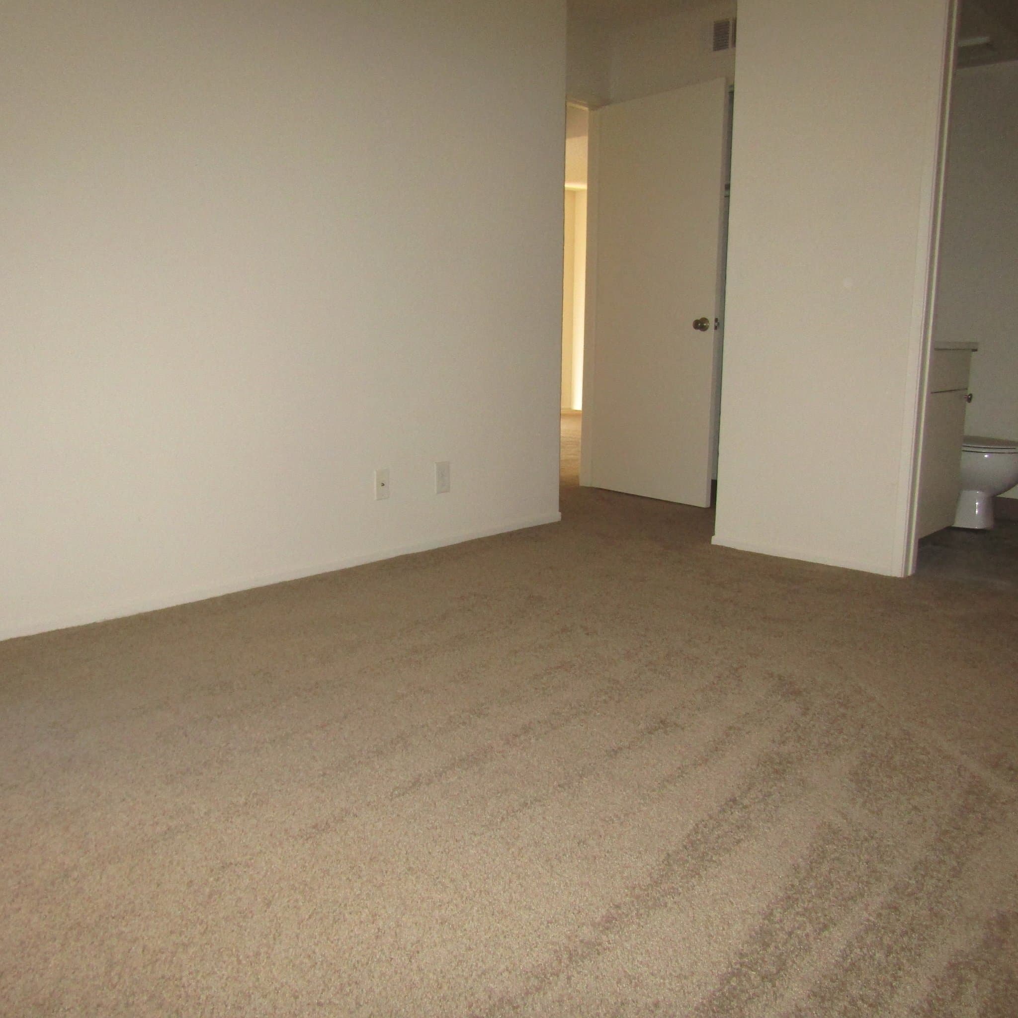 Covina Apartment: 19550 E Cienega Ave