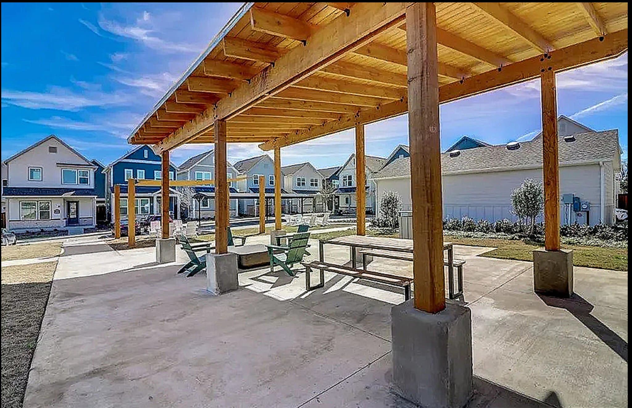 Hurst Townhome: 760 W Bedford Euless Rd