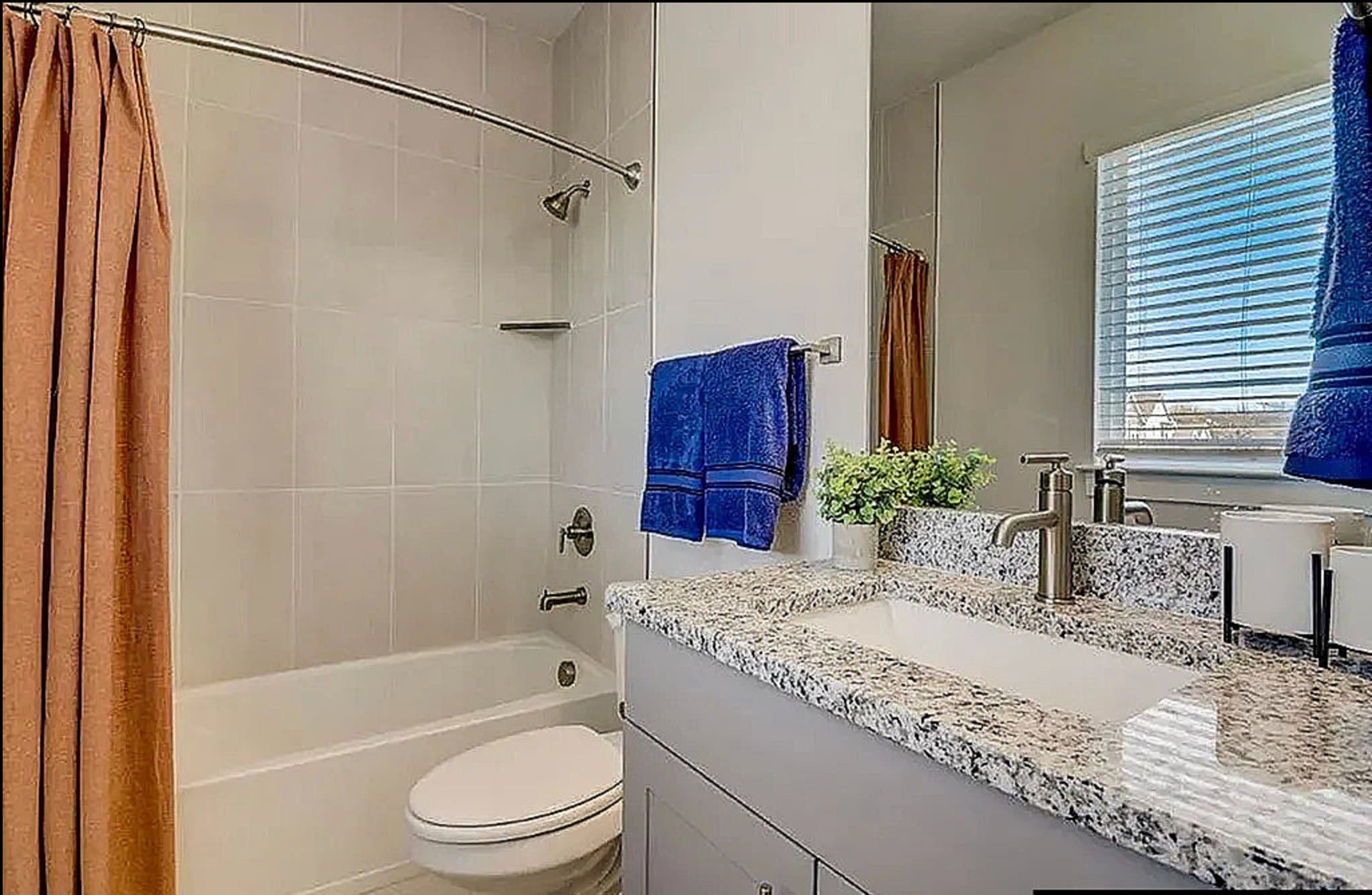 Hurst Townhome: 760 W Bedford Euless Rd